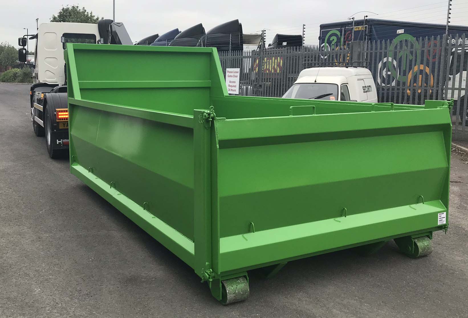 roro hooklift smooth sided